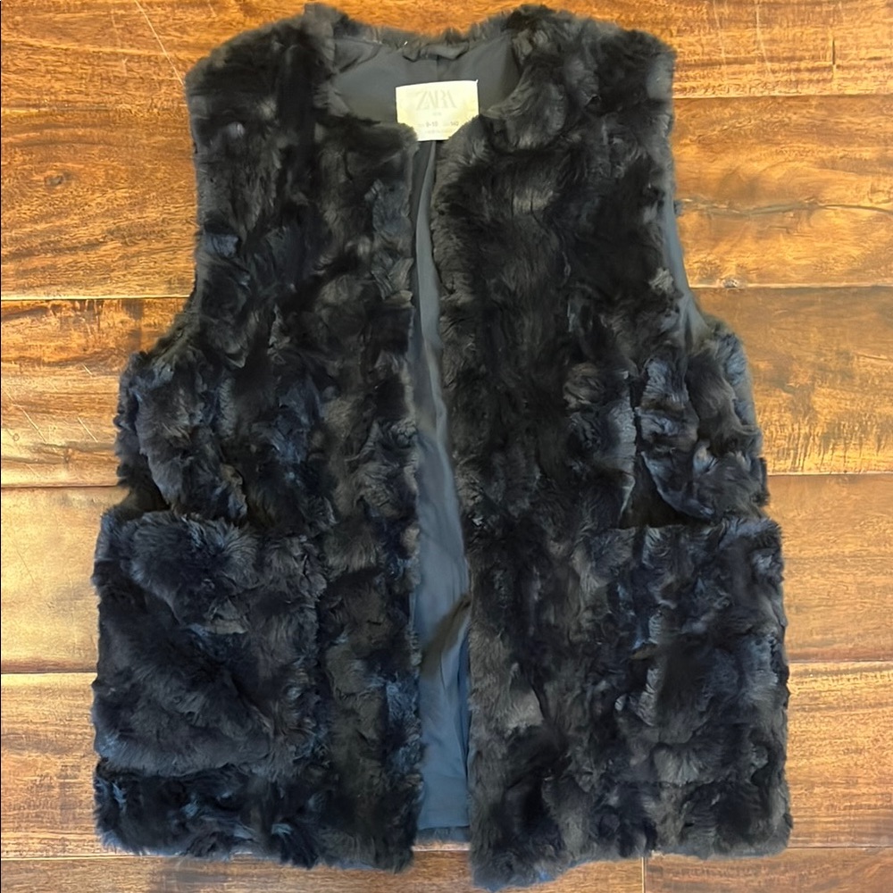 Girls never worn Zara Faux Fur Vest in Dark Blue